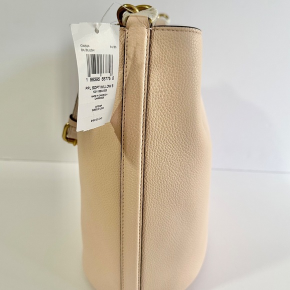 Coach - Willow Soft Bucket Bag in Blush - Picture 7 of 12